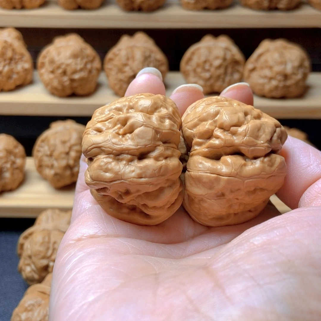 文玩核桃吊坠用****7蛤蟆头