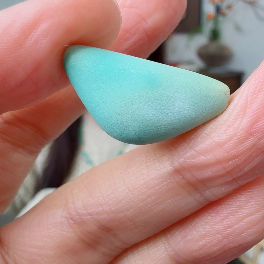 Q***Y绿松石未镶嵌珠宝奇石