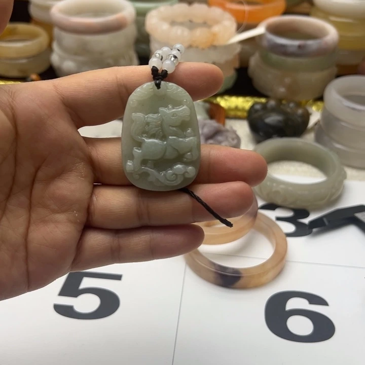 石英岩玉合金手镯