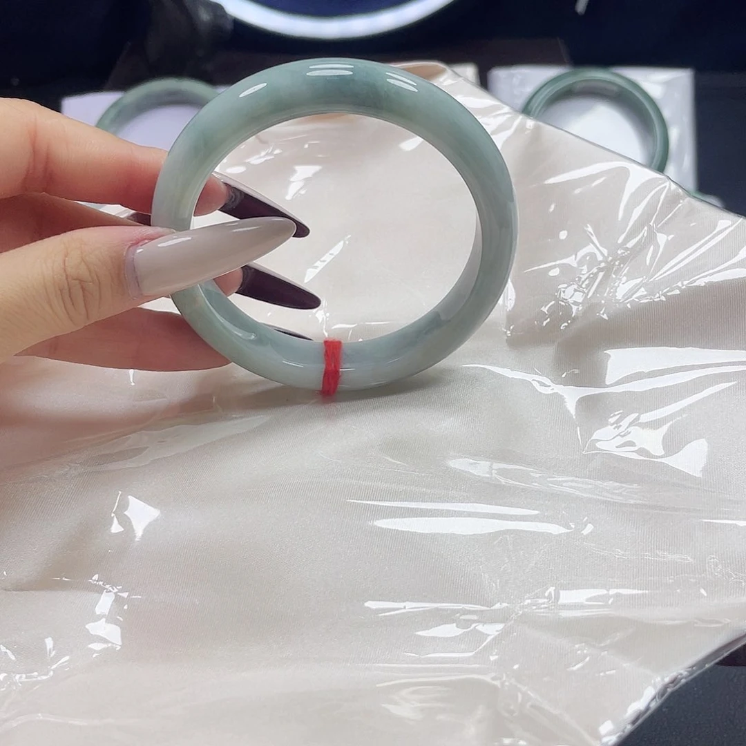 未镶嵌手镯翡翠夜班 缅甸A货翡翠
