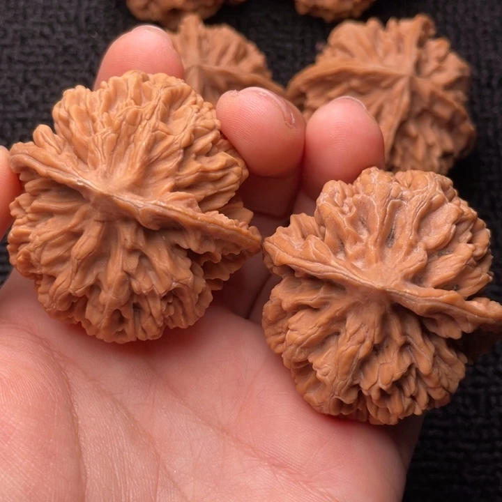 木质类秦岭精品文玩核桃2