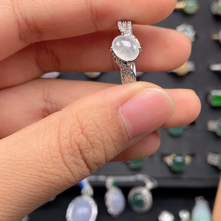 翡翠未镶嵌戒指戒指
