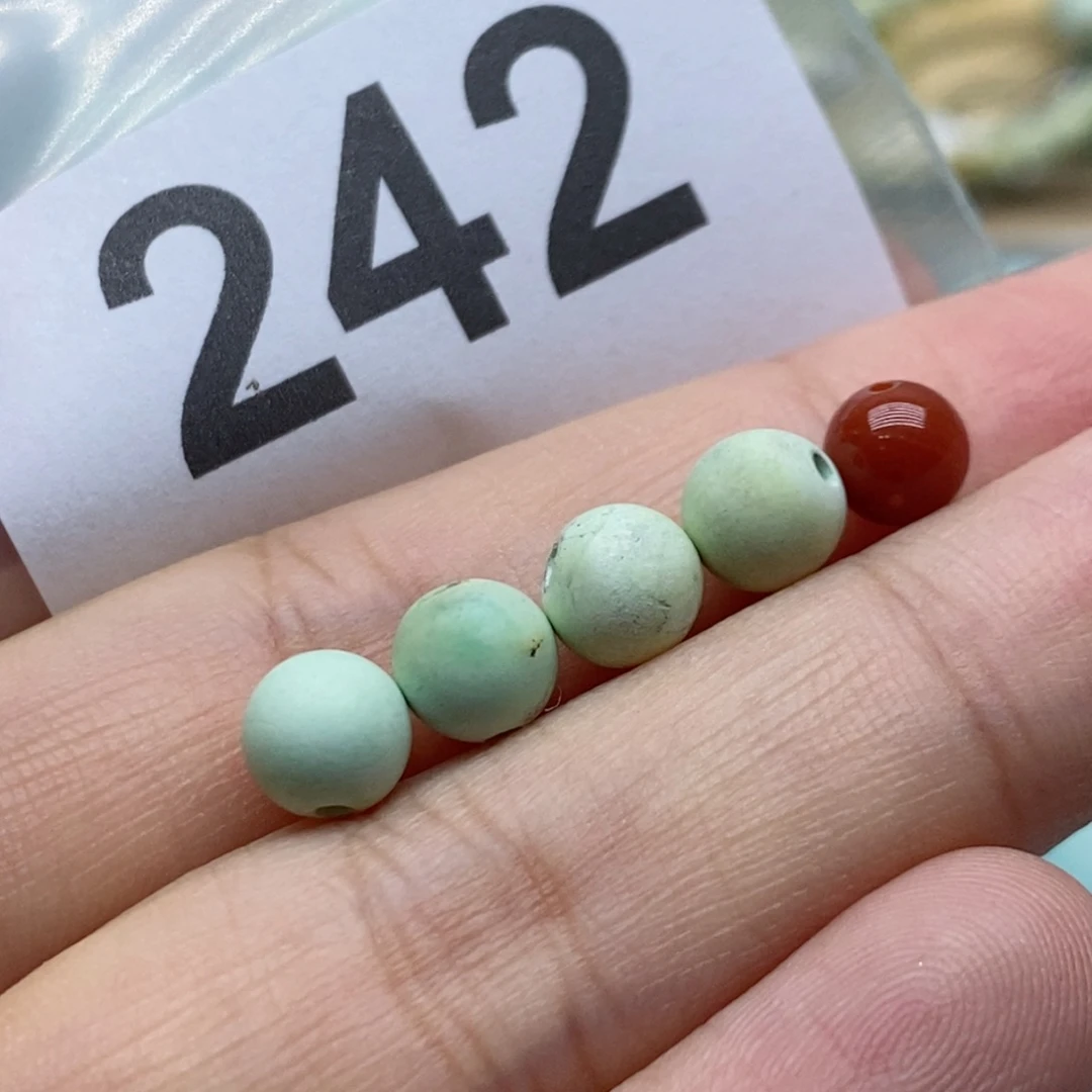 南红玛瑙未镶嵌珠宝奇石