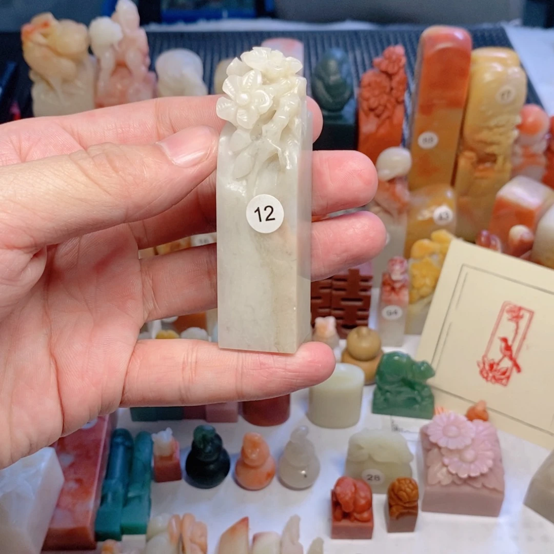 寿山石印石揚****爺手工篆刻