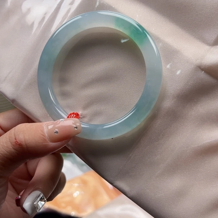 未镶嵌手镯翡翠53
