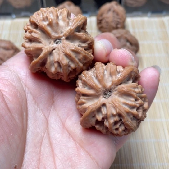 【闪购商品】吊坠文玩核桃苹果………