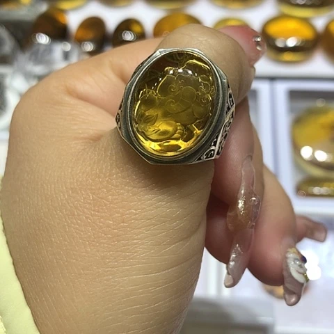琥珀裸石银S925镶嵌就****人貔貅戒指