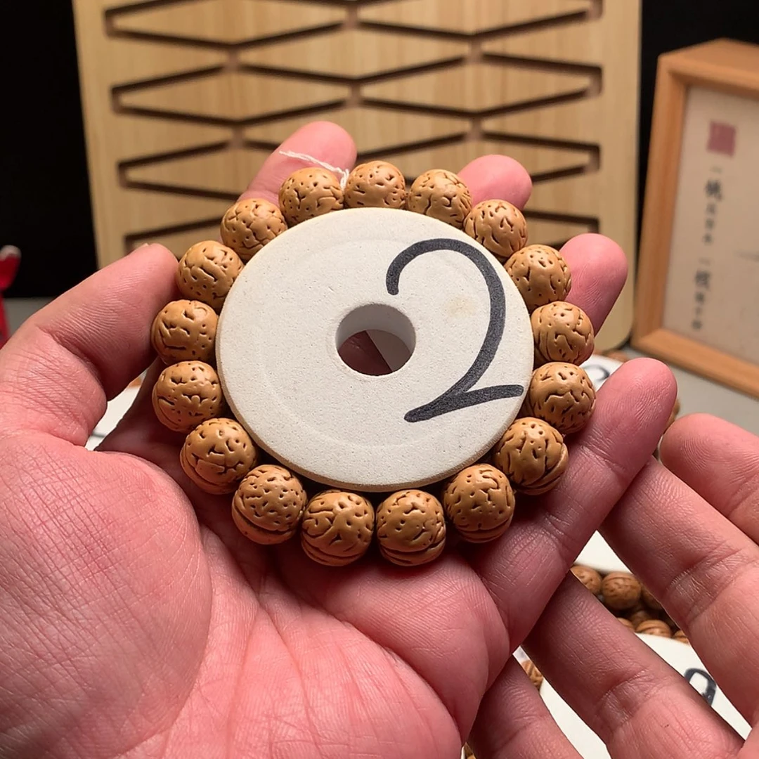 【闪购商品】桃核手串范****s1.6琉璃桃核手串