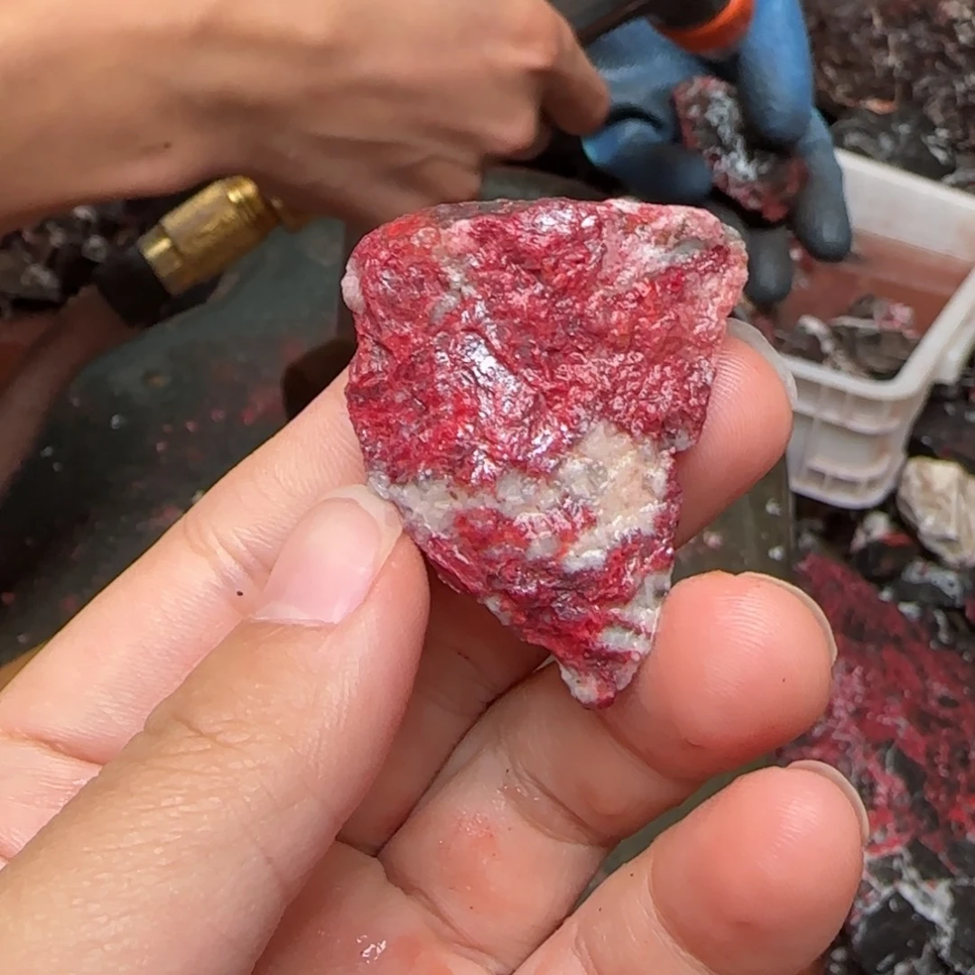 天然辰砂朱砂毛石头19