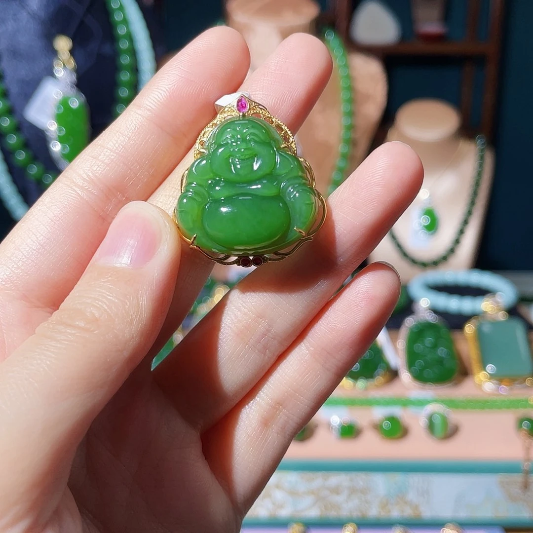 和田玉（碧玉）18K金镶嵌颈饰