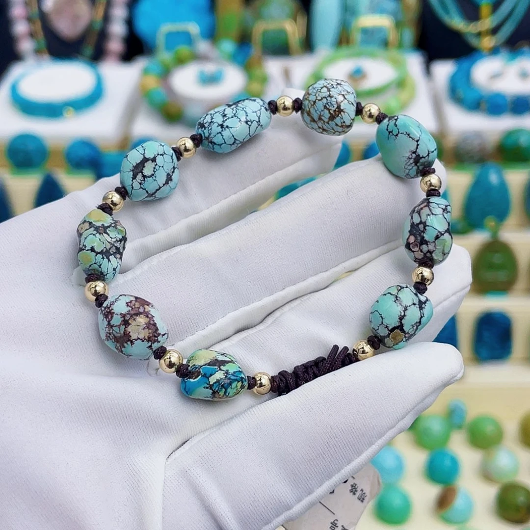 绿松石未镶嵌颈饰