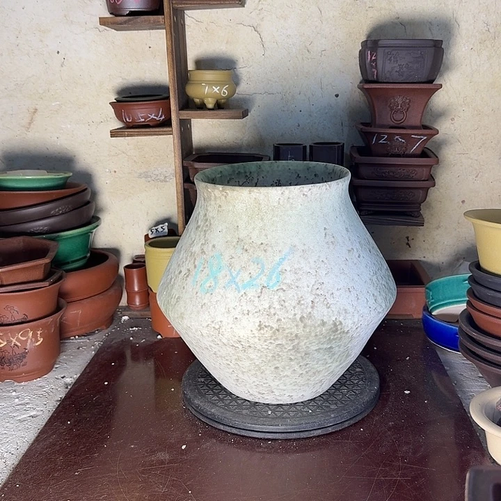 紫砂花盆，手工制作