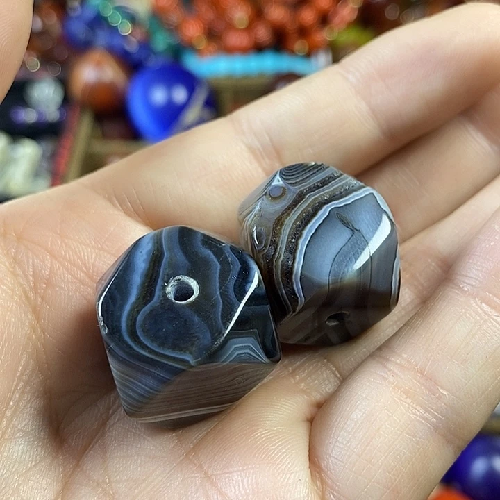 未镶嵌颈饰玛瑙/玉髓