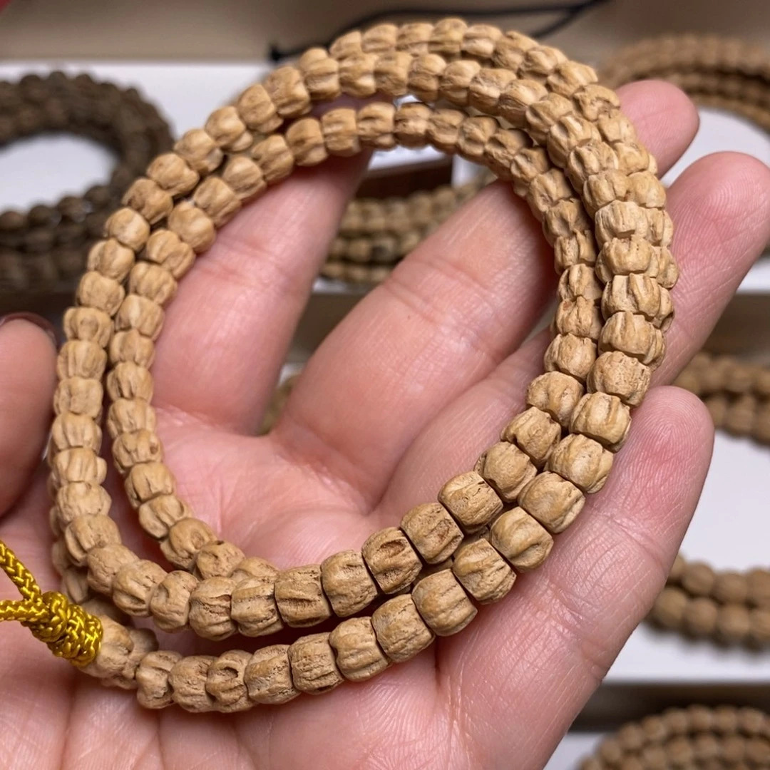 柏香籽/百香籽吊坠铁****。