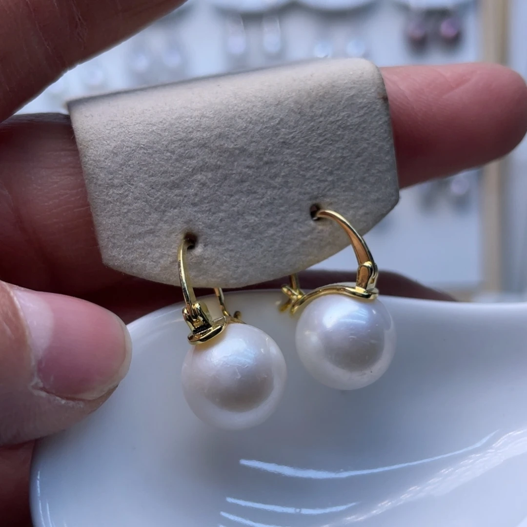 淡水珍珠未镶嵌耳饰