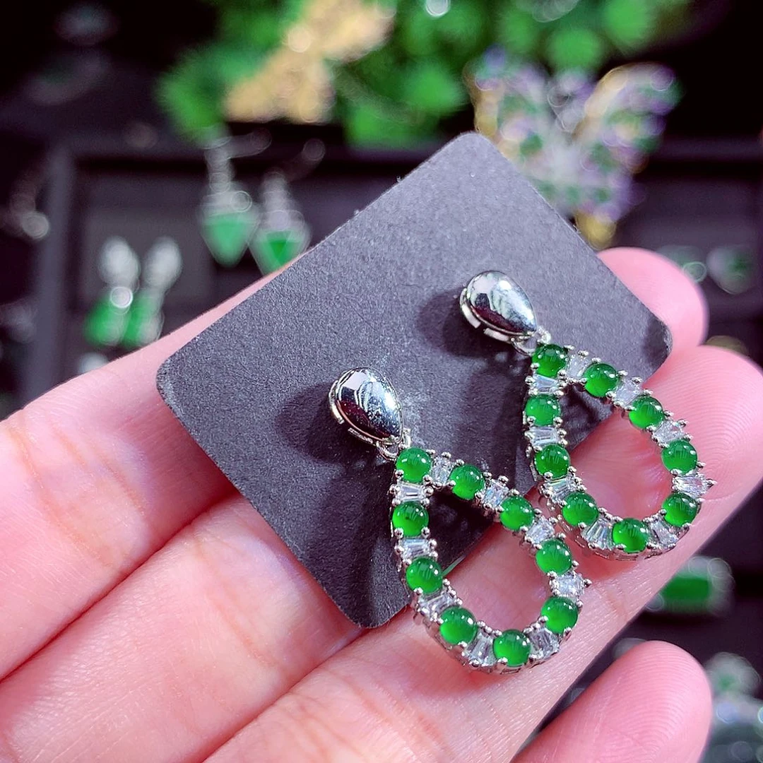 颈饰未镶嵌翡翠天然