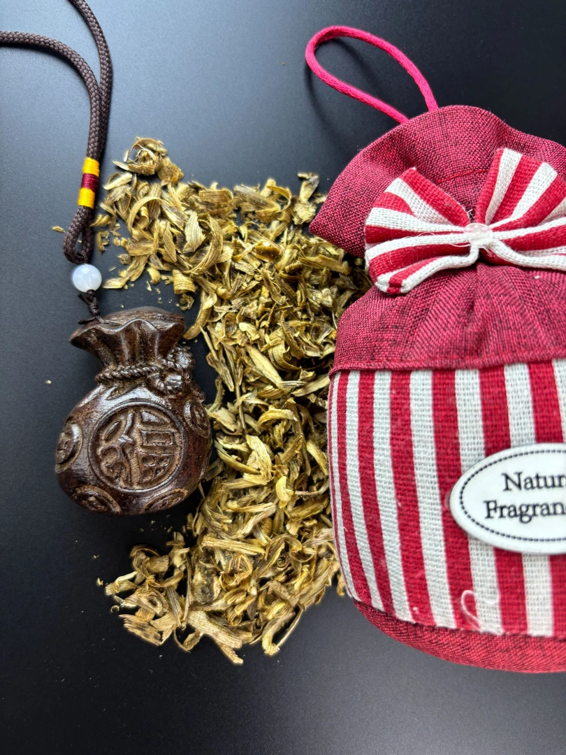 沉香沉香《乐壹木作》沉香  089把