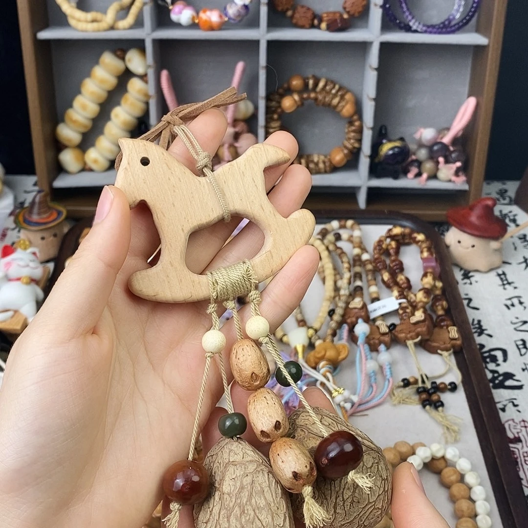 白玉菩提吊坠车挂小马