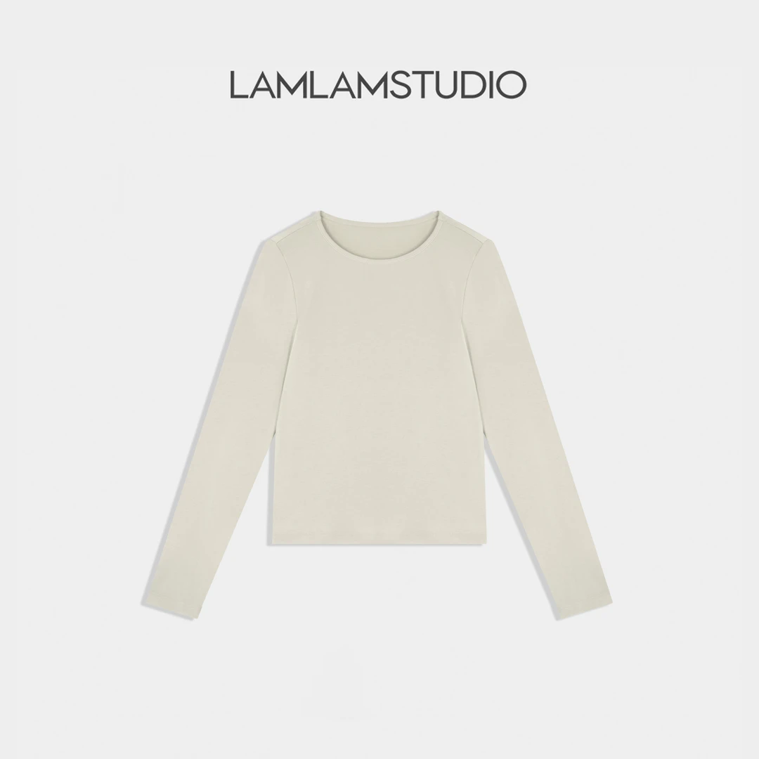 LAMLAM 张一琳“暖糯柔绵”圆领长袖白色针织L251027T