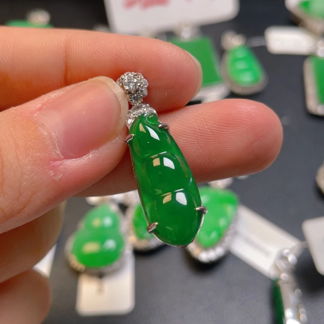 翡翠银S925镶嵌颈饰