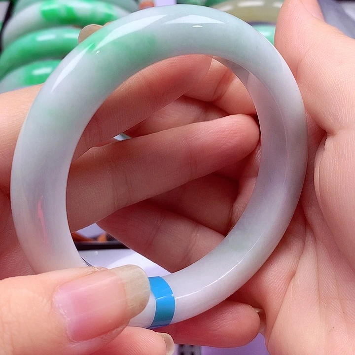 未镶嵌手镯翡翠翡翠手镯