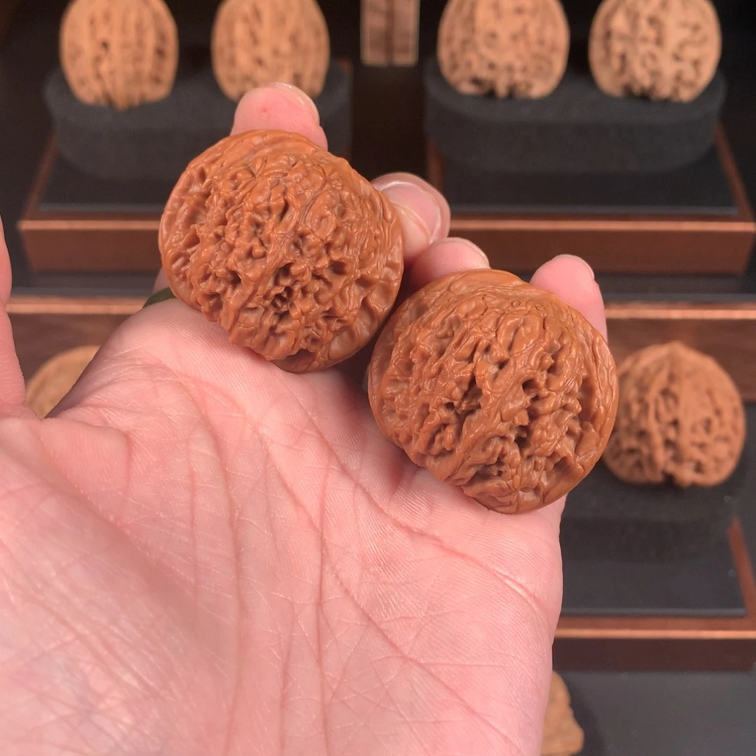 文玩核桃吊坠龙洞峪