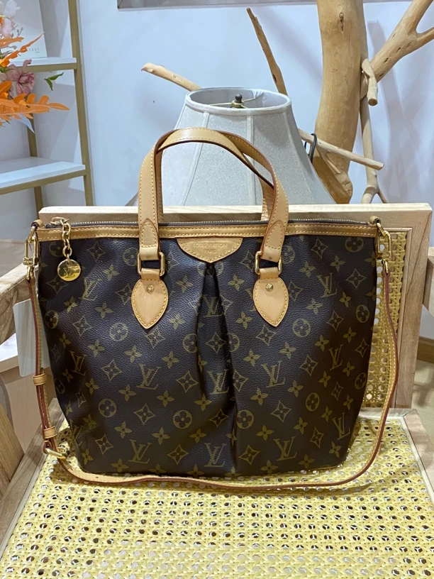 95新 LouisVuitton/路易威登 老花派拉蒙小号 经典百搭