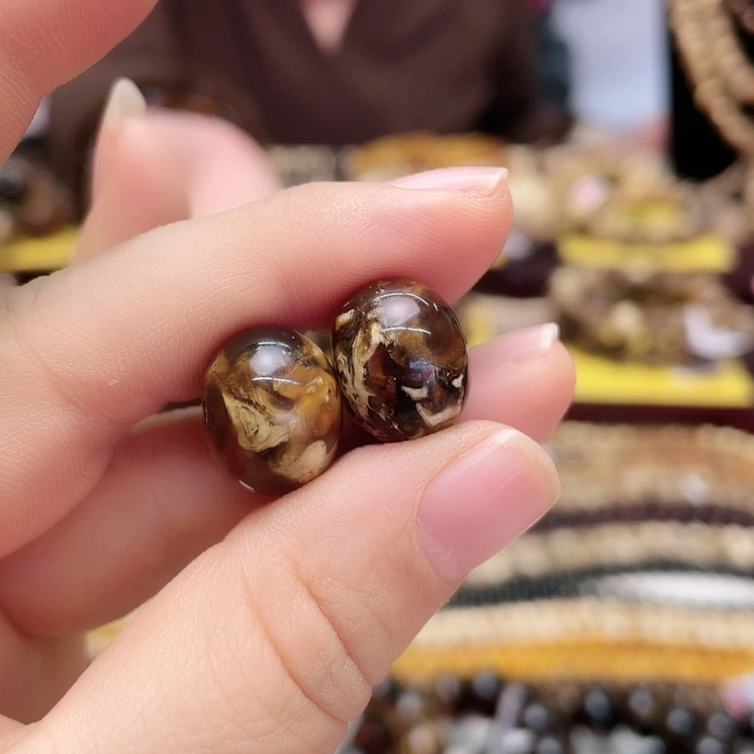 琥珀裸石未镶嵌洋*—十五