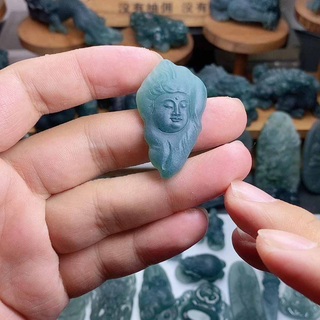 定制翡翠未镶嵌观音