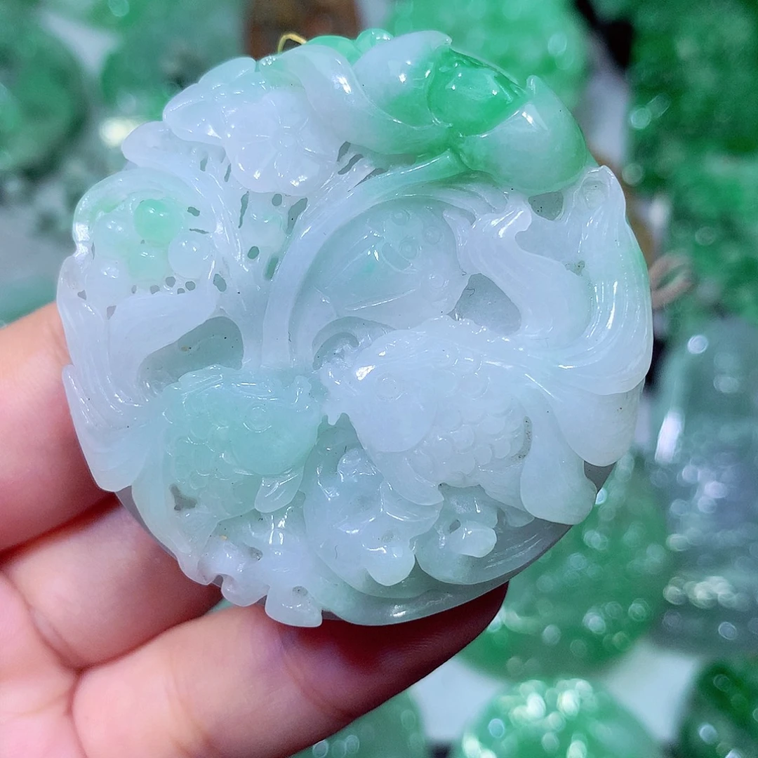 吊坠(不含链)未镶嵌翡翠