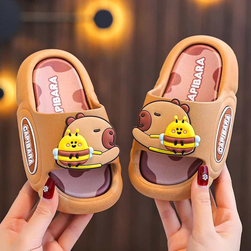卡皮巴拉夏季儿童凉拖鞋男女童防滑软底浴室洗澡中大童小孩沙滩拖
