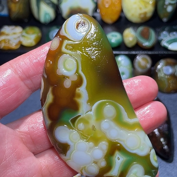 未镶嵌玛瑙/玉髓珠宝奇石