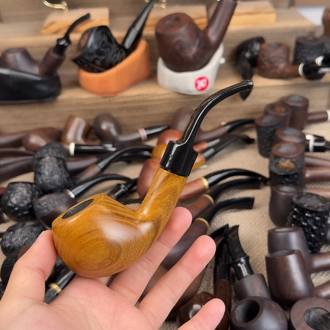 黑檀木黑檀木的颜色