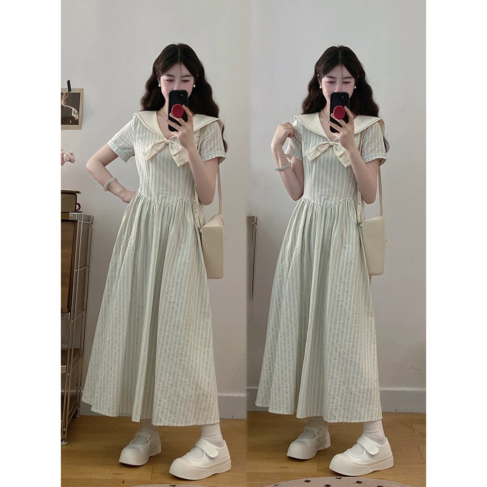 大码女装夏季新款海军领收腰显瘦法式学院风蓝色条纹减龄连衣裙子