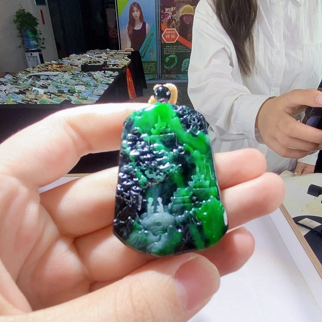 颈饰未镶嵌翡翠翡翠