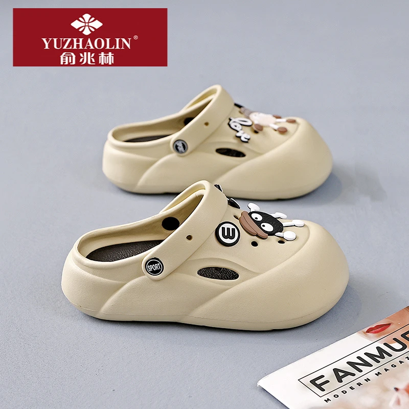 【俞兆林】正版洞洞鞋女夏外穿新款厚底踩屎感两穿包头半拖鞋沙滩鞋