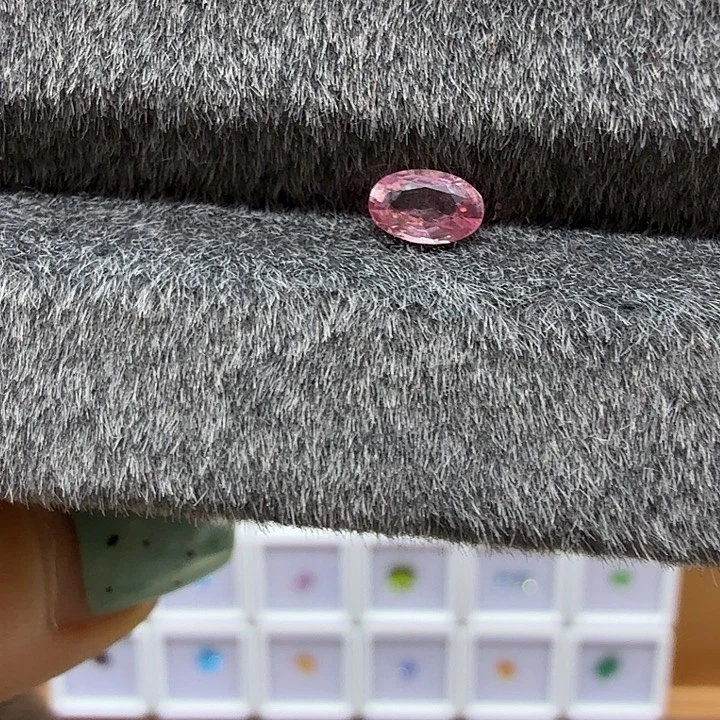 蓝宝石裸石粉蓝宝0.41ct