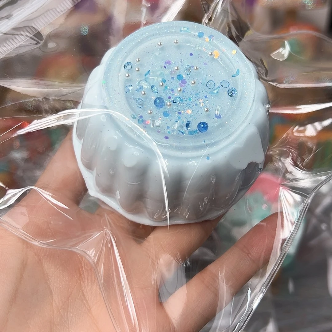 硅胶闪闪baby蓝布丁140g