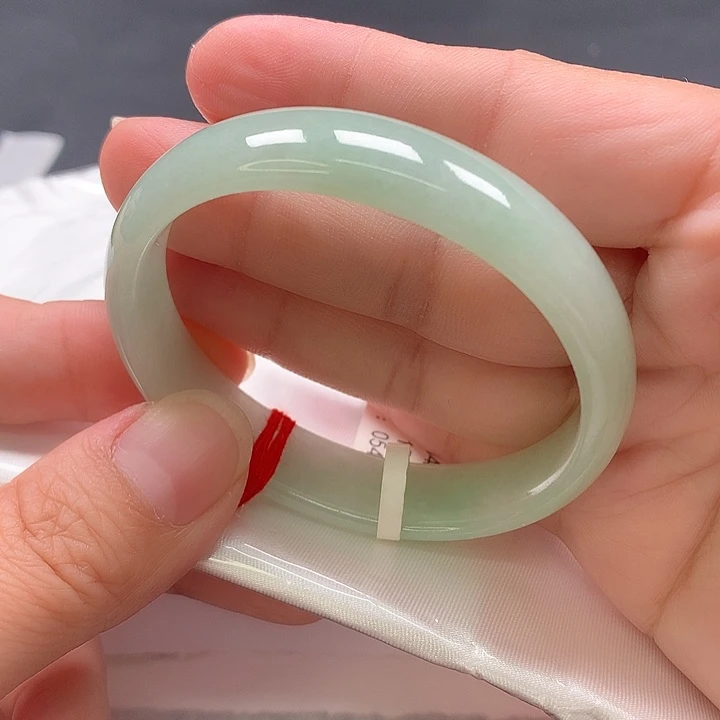 翡翠未镶嵌手镯贵妃54