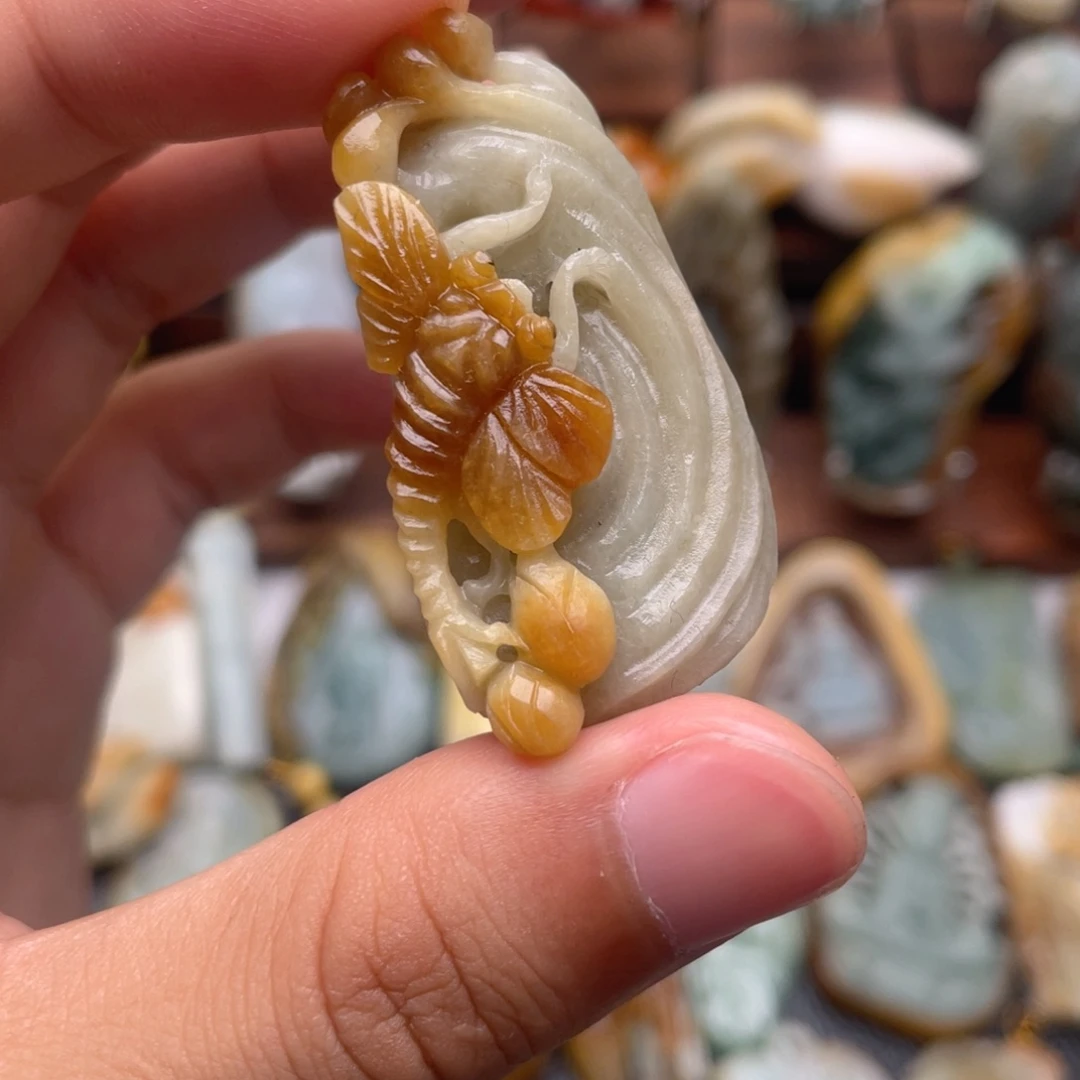 定制翡翠未镶嵌翡翠