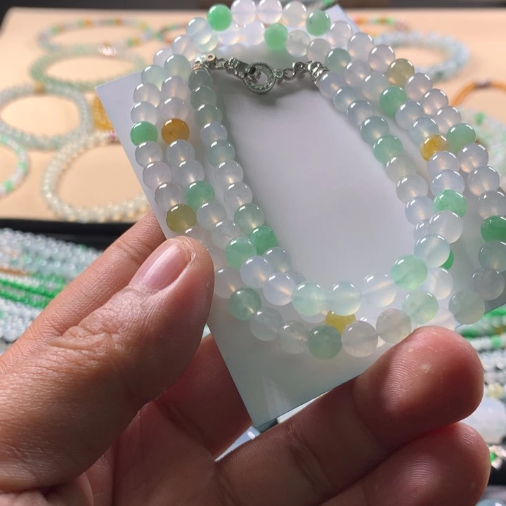 翡翠未镶嵌颈饰天然缅甸翡翠卡6