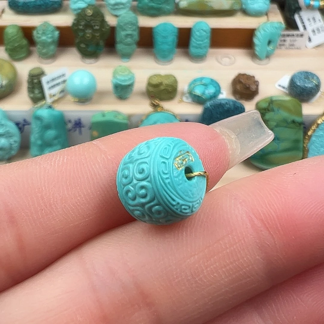 绿松石配饰未镶嵌