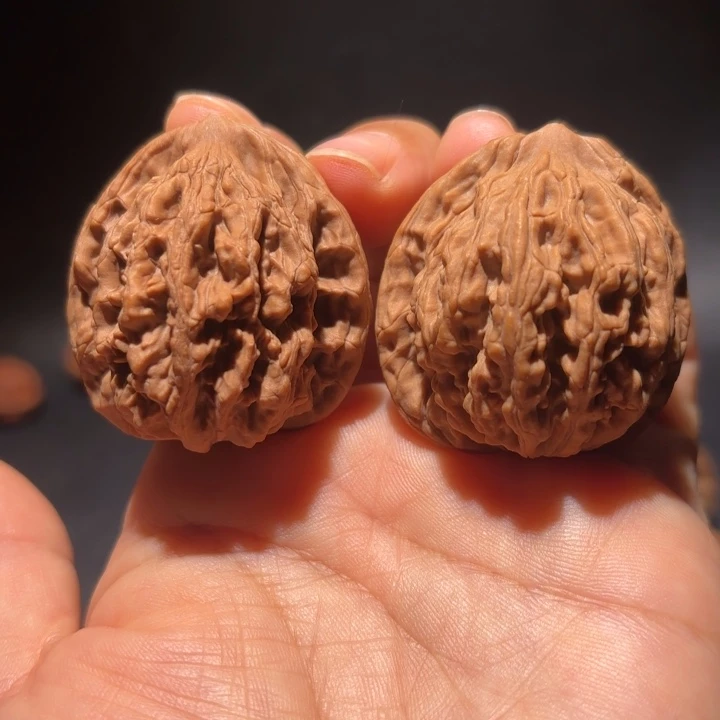 文玩核桃吊坠文玩核桃吊坠麦穗虎头40