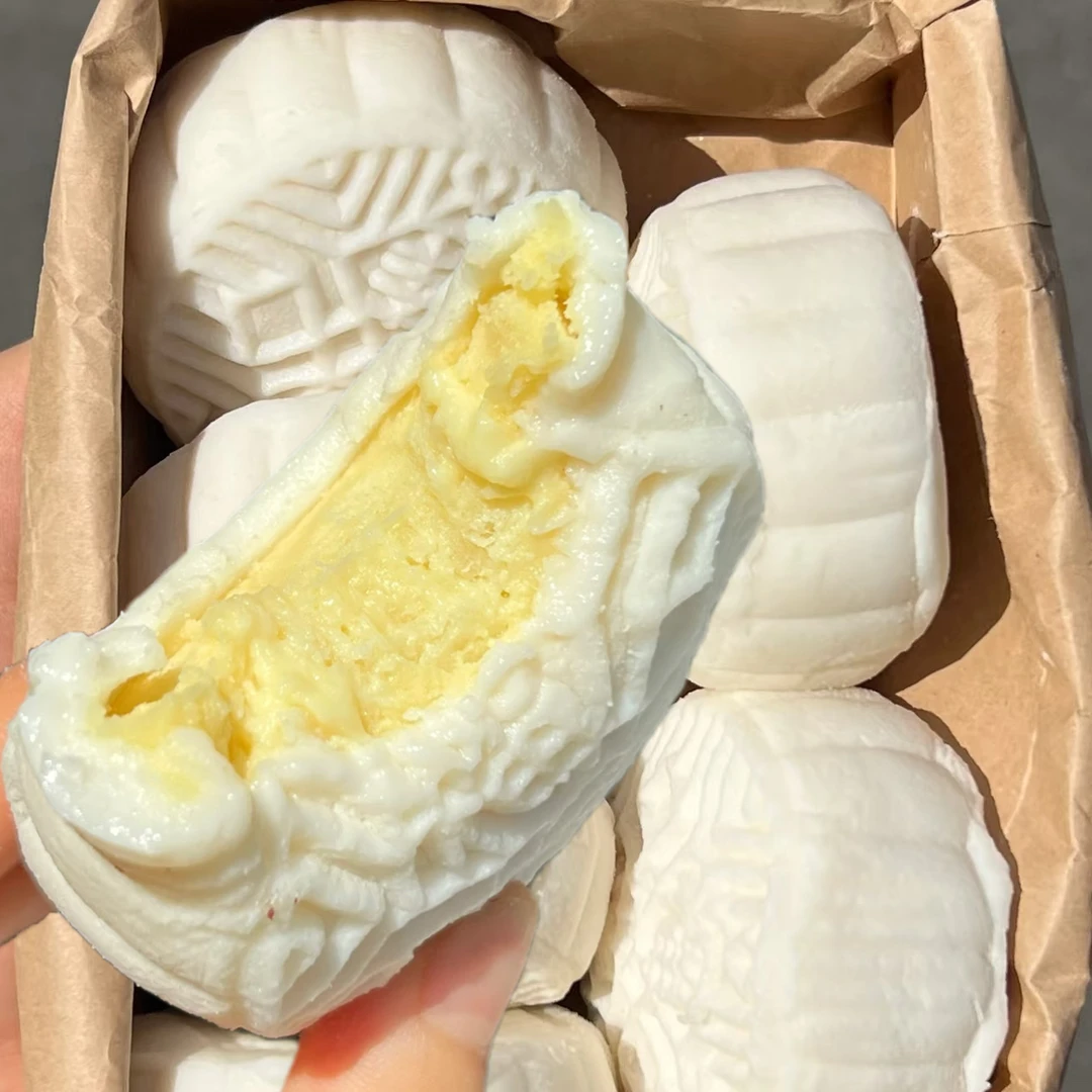 【抢10枚】糯叽叽爆浆榴莲冰皮月饼中秋节广式流心月饼甜品小吃2枚