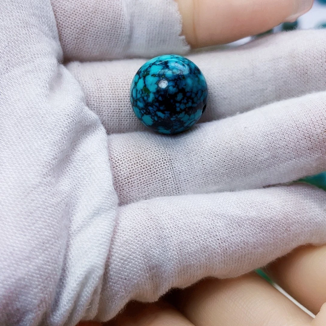 绿松石未镶嵌饰品