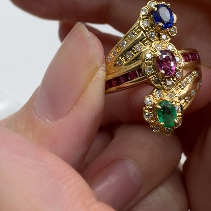 未镶嵌蓝宝石戒指