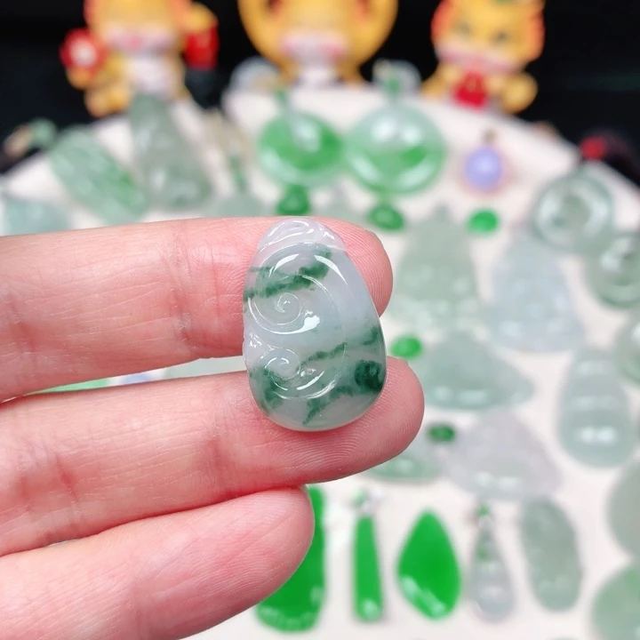 颈饰未镶嵌翡翠缅甸天然A货翡翠
