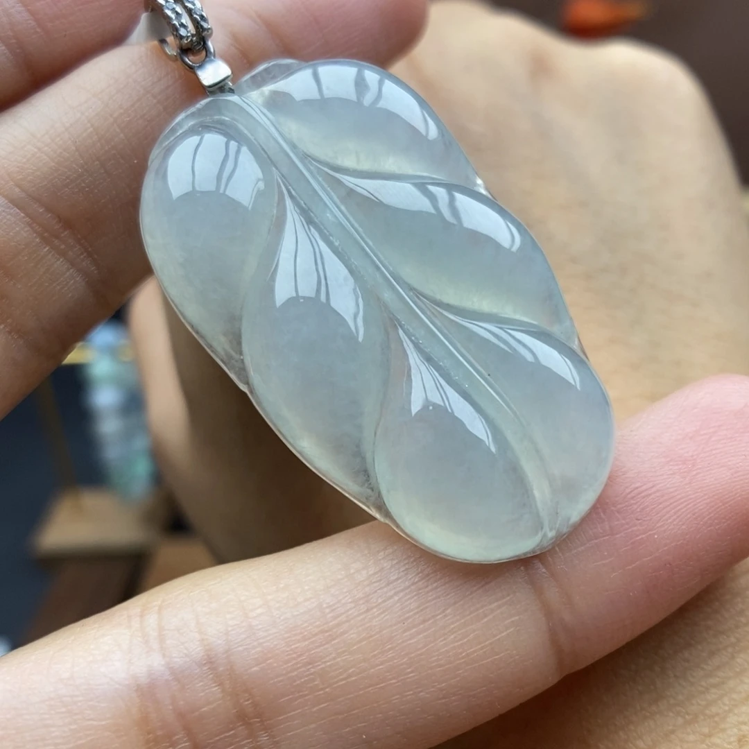 【闪购商品】颈饰银S925镶嵌翡翠50