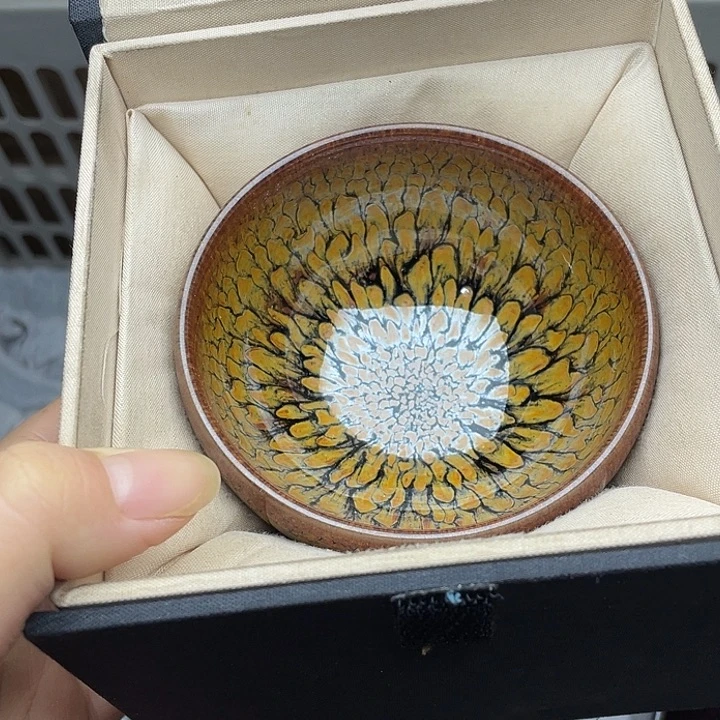 茶盏金羽鹧鸪钵钵配礼盒