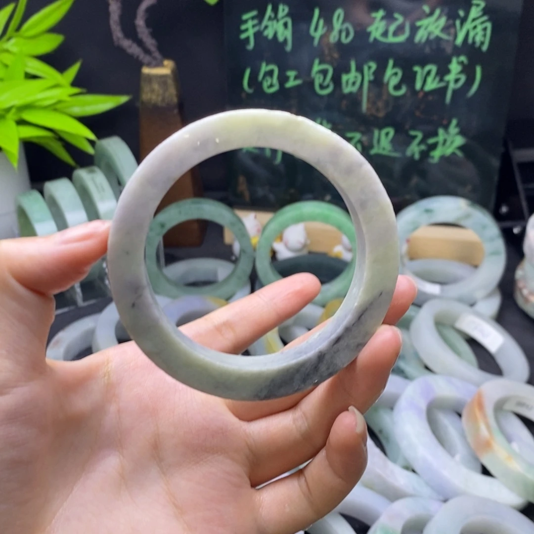 定制翡翠手镯未镶嵌